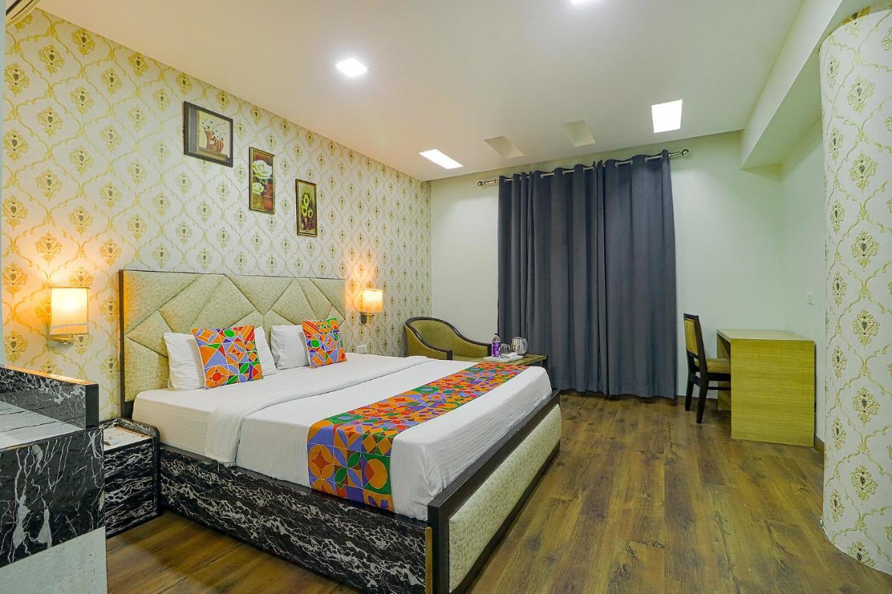Fabhotel Prime Z Grand Ludhiana Eksteriør bilde